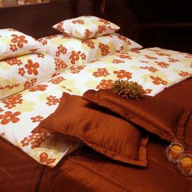 Ágytakaró steppelt taft - barna - 2 db párnával Ágytakaró steppelt taft - barna - 2 db párnával