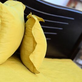 Ágytakaró steppelt taft - mustar szín - 2 db díszpárnával - NOVETEX matrac Ágytakaró steppelt taft - mustar szín - 2 db díszpárnával - NOVETEX matrac